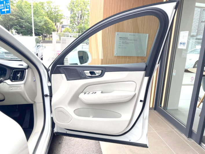 2021 Volvo XC60 5AA-UB420TXCM (UW-6a126d2eebddf)[16]