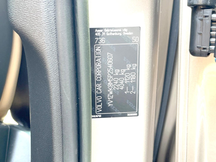 2023 Volvo V60 5AA-ZB420TM (UW-6a126d30014c5)[1]