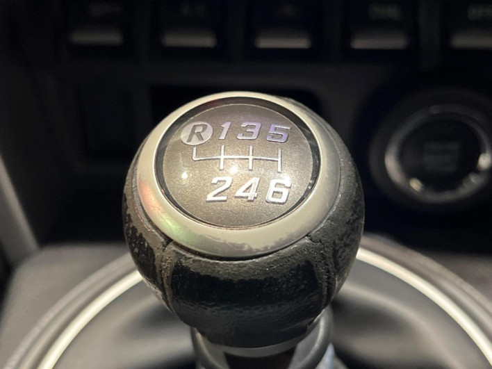 2012 Subaru BRZ DBA-ZC6 (UW-6a126d33494bb)[28]