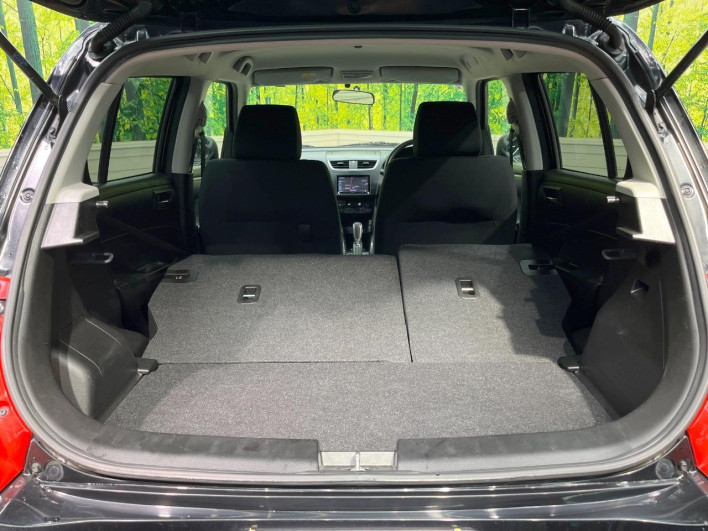 2014 Suzuki Swift DBA-ZC72S (UW-6a126d33ed66d)[29]