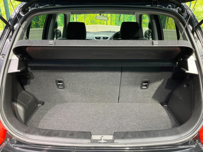 2014 Suzuki Swift DBA-ZC72S (UW-6a126d33ed66d)[27]