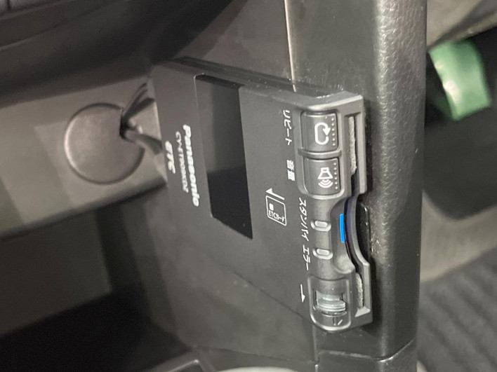 2014 Suzuki Swift DBA-ZC72S (UW-6a126d33ed66d)[19]