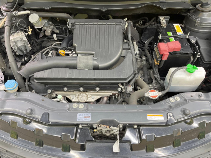 2014 Suzuki Swift DBA-ZC72S (UW-6a126d33ed66d)[4]