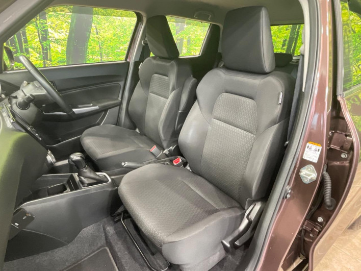 2018 Suzuki Swift DBA-ZC83S (UW-6a126d34b18e7)[11]