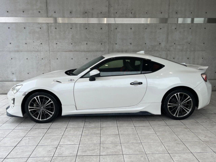 2014 Toyota 86 DBA-ZN6 (UW-6a126d37b1d1f)[5]