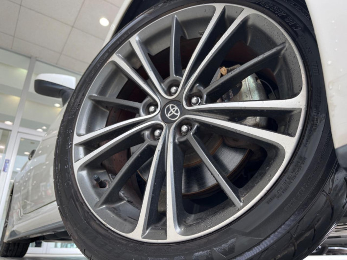2014 Toyota 86 DBA-ZN6 (UW-6a126d37b1d1f)[16]