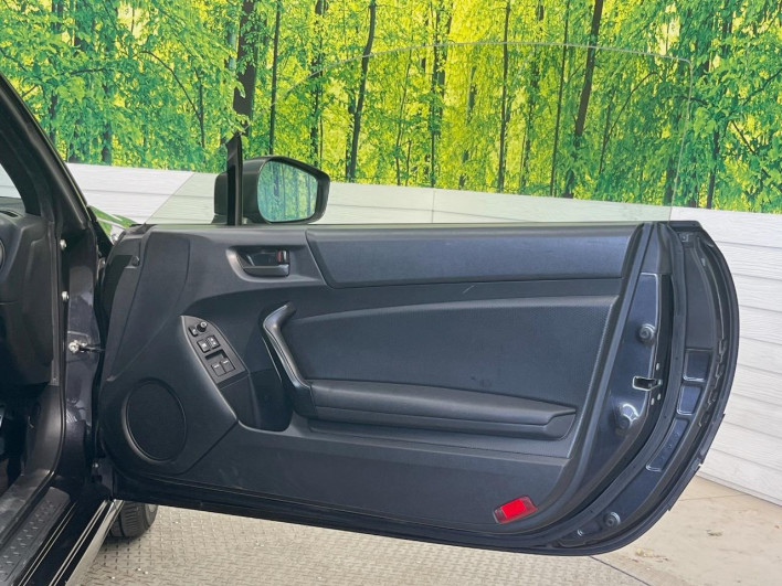 2015 Toyota 86 DBA-ZN6 (UW-6a126d37bbe9e)[16]