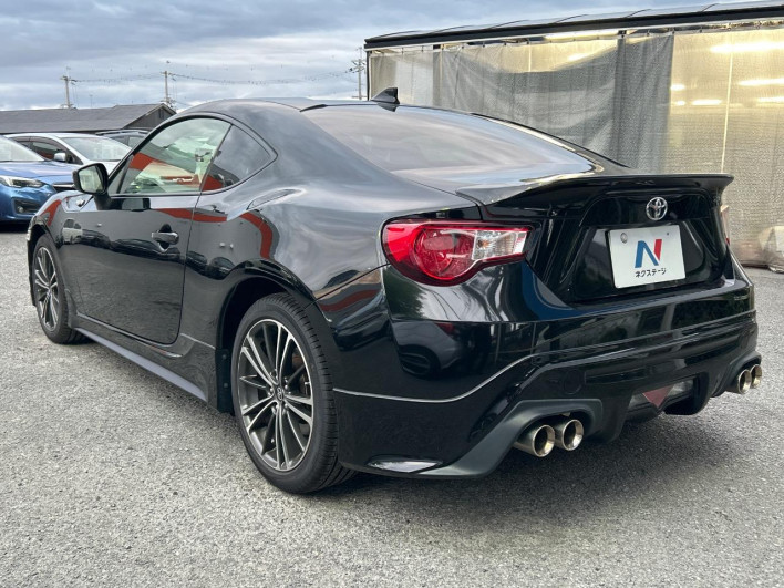 2016 Toyota 86 DBA-ZN6 (UW-6a126d384adde)[16]