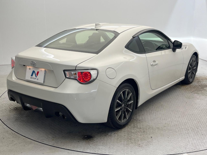 2016 Toyota 86 DBA-ZN6 (UW-6a126d38b8ac9)[29]