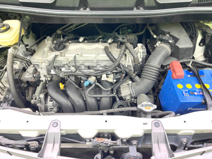 2013 Toyota Noah DBA-ZRR70G (UW-6a126d3ac793f)[4]