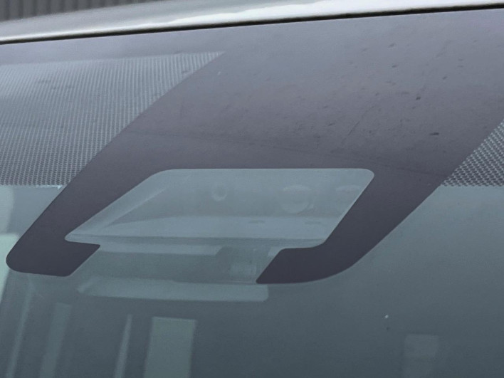 2016 Toyota Noah DBA-ZRR80W (UW-6a126d3d33e89)[5]