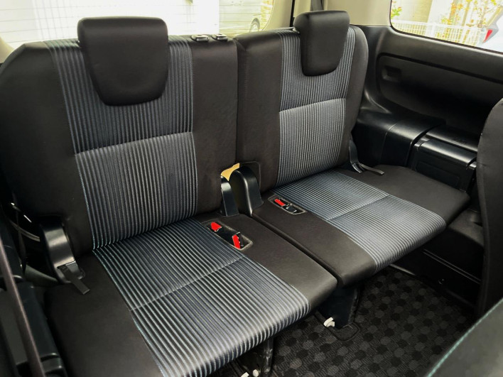 2016 Toyota Noah DBA-ZRR80W (UW-6a126d3d33e89)[22]