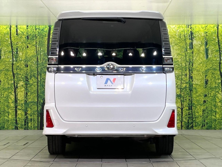 2020 Toyota Voxy 3BA-ZRR85W (UW-6a126d4288024)[17]