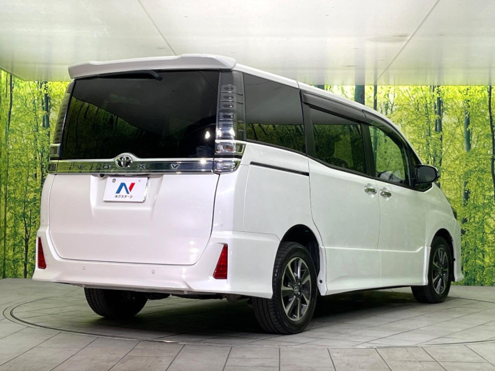 2020 Toyota Voxy 3BA-ZRR85W (UW-6a126d4288024)[16]
