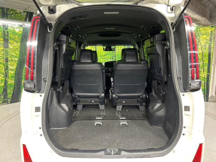 2020 Toyota Noah 3BA-ZRR85W (UW-6a126d4291b97)[4]