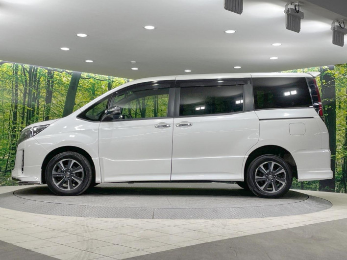 2020 Toyota Noah 3BA-ZRR85W (UW-6a126d4291d08)[10]