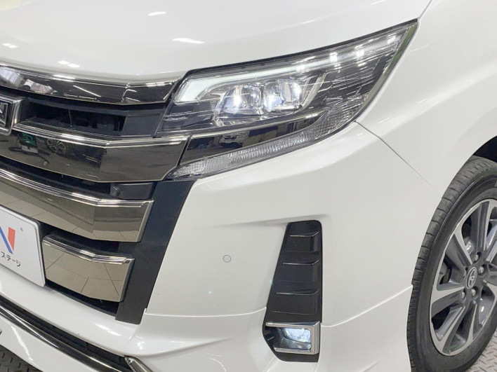 2020 Toyota Noah 3BA-ZRR85W (UW-6a126d4291d08)[25]
