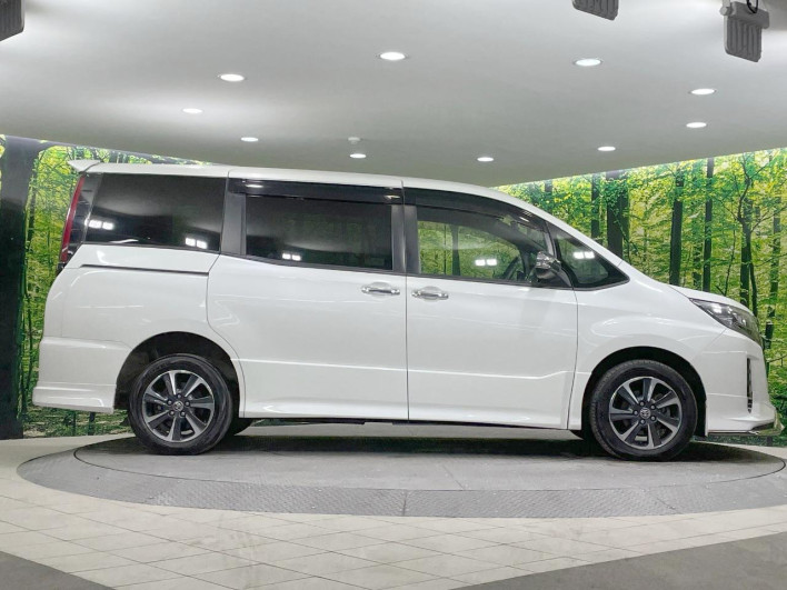 2020 Toyota Noah 3BA-ZRR85W (UW-6a126d4291d08)[6]