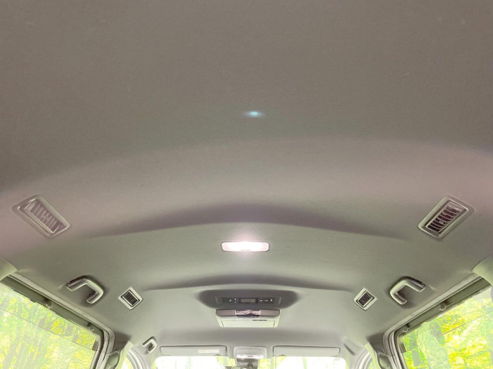 2020 Toyota Noah 3BA-ZRR85W (UW-6a126d4291d08)[18]