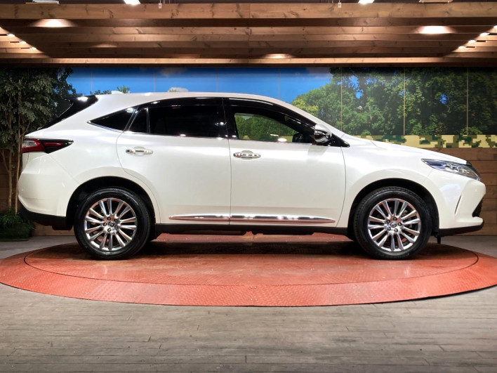 2017 Toyota Harrier DBA-ZSU60W (UW-6a126d4450677)[17]