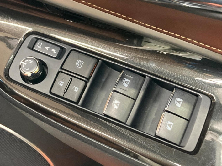 2017 Toyota Harrier DBA-ZSU60W (UW-6a126d4450677)[8]