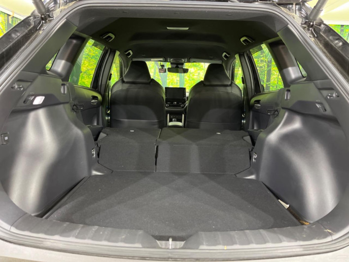 2023 Toyota Corolla Cross 6AA-ZVG11 (UW-6a126d452bbd4)[21]