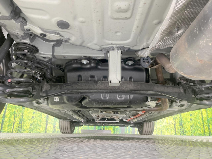 2024 Toyota Corolla Cross 6AA-ZVG13 (UW-6a126d46d9c1d)[27]