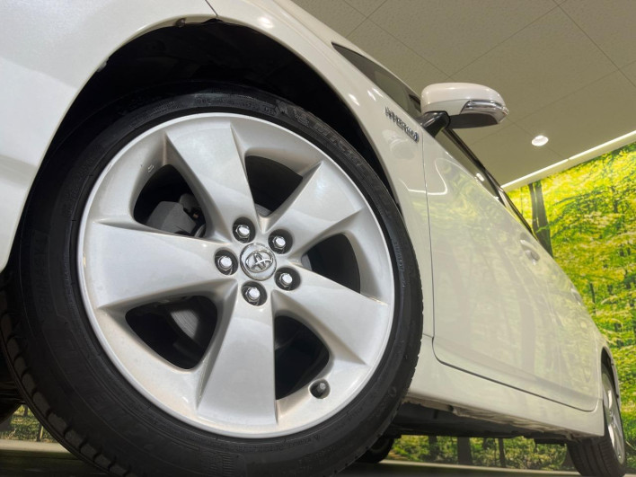 2013 Toyota Prius DAA-ZVW30 (UW-6a126d497236c)[4]