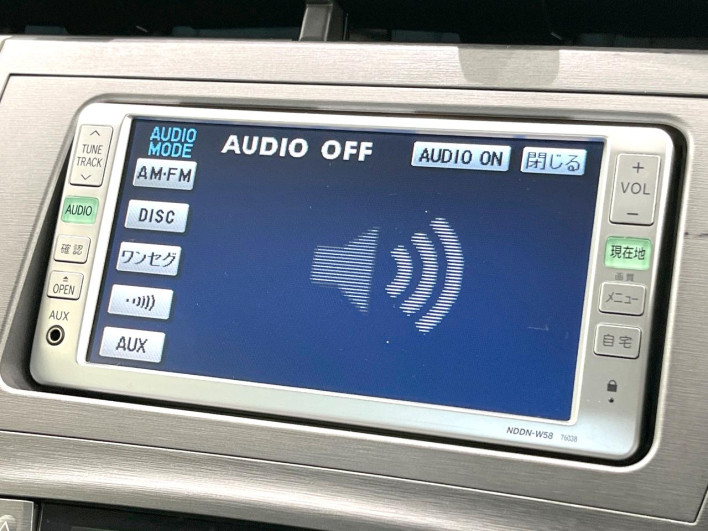 2013 Toyota Prius DAA-ZVW30 (UW-6a126d4ae0fb7)[29]