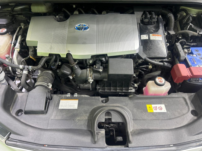 2016 Toyota Prius DAA-ZVW50 (UW-6a126d4d439d3)[5]