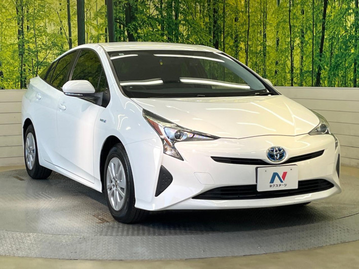 2017 Toyota Prius DAA-ZVW51 (UW-6a126d50e2512)[19]