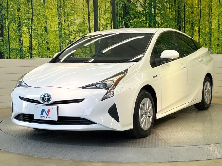 2017 Toyota Prius DAA-ZVW51 (UW-6a126d50e2512)[17]