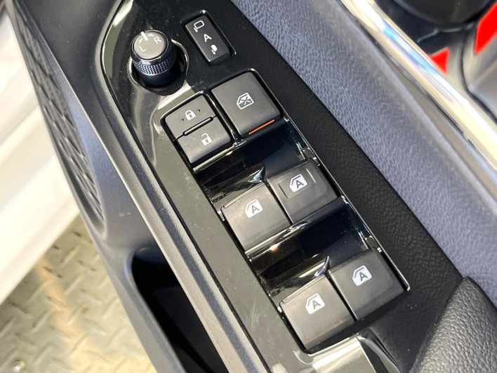 2017 Toyota Prius DAA-ZVW51 (UW-6a126d50e2512)[25]