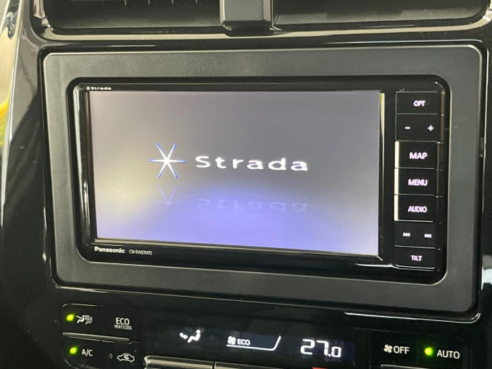2017 Toyota Prius PHV DLA-ZVW52 (UW-6a126d53b2796)[9]