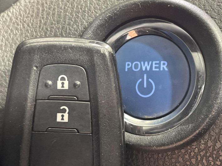 2018 Toyota C-HR DAA-ZYX10 (UW-6a126d67d46f0)[5]