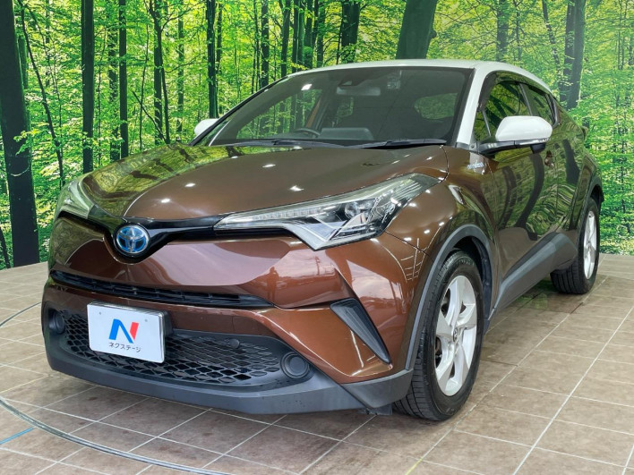 2018 Toyota C-HR DAA-ZYX10 (UW-6a126d67d46f0)[14]