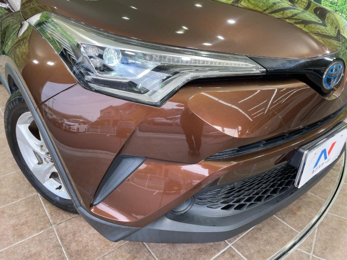 2018 Toyota C-HR DAA-ZYX10 (UW-6a126d67d46f0)[21]