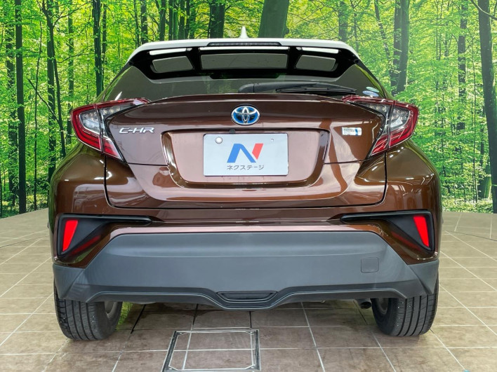 2018 Toyota C-HR DAA-ZYX10 (UW-6a126d67d46f0)[17]
