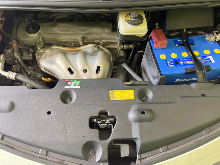 2012 Toyota Estima DBA-ACR50W (UW-6a13ef8b1b937)[27]