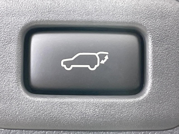 2014 Toyota Vellfire DBA-ANH20W (UW-6a13ef98e0ca5)[24]
