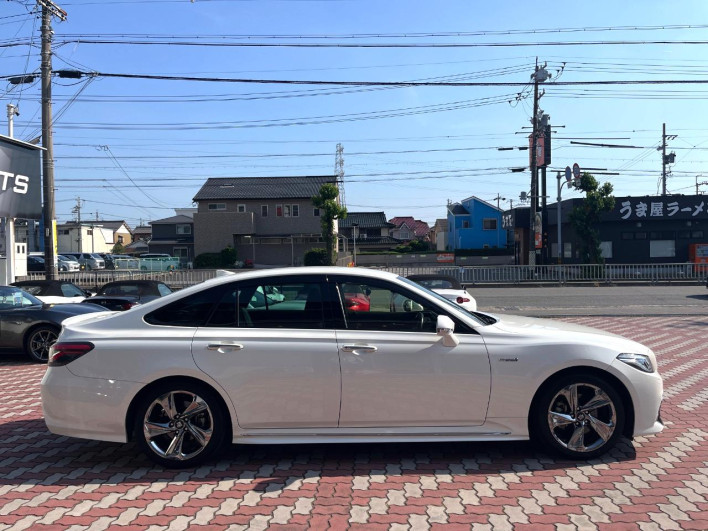 2019 Toyota Crown Hybrid 6AA-AZSH20 (UW-6a13efa9f2a1e)[11]