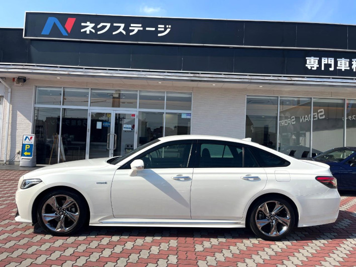 2019 Toyota Crown Hybrid 6AA-AZSH20 (UW-6a13efa9f2a1e)[12]
