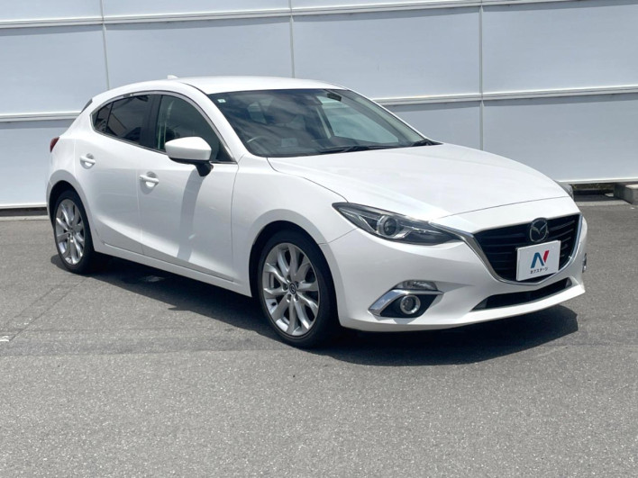 2015 Mazda Axela Sports DBA-BM5FS (UW-6a13efc684215)[12]