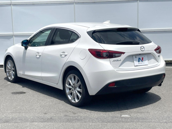 2015 Mazda Axela Sports DBA-BM5FS (UW-6a13efc684215)[15]