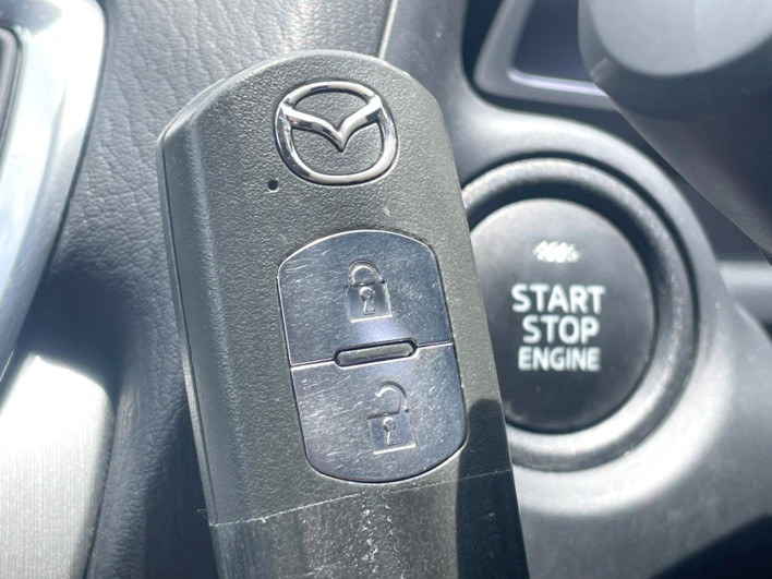 2015 Mazda Axela Sports DBA-BM5FS (UW-6a13efc684215)[29]