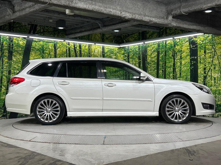 2010 Subaru Legacy Touring Wagon DBA-BR9 (UW-6a13efc9716da)[28]