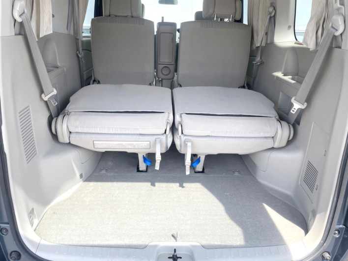 2011 Nissan Serena DBA-C26 (UW-6a13efca7fcf7)[21]