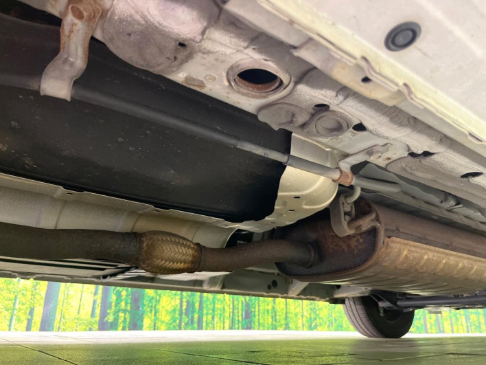 2012 Nissan Serena DBA-C26 (UW-6a13efca874f0)[24]