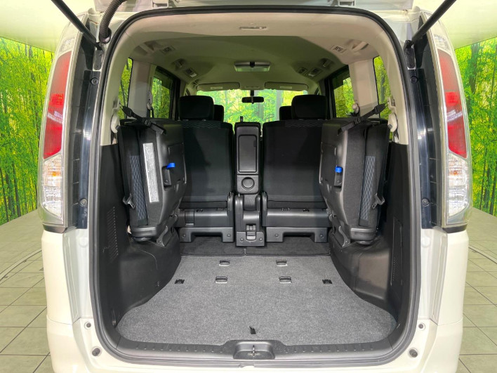 2012 Nissan Serena DBA-C26 (UW-6a13efca874f0)[19]