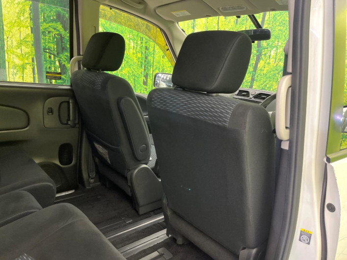2012 Nissan Serena DBA-C26 (UW-6a13efca874f0)[29]